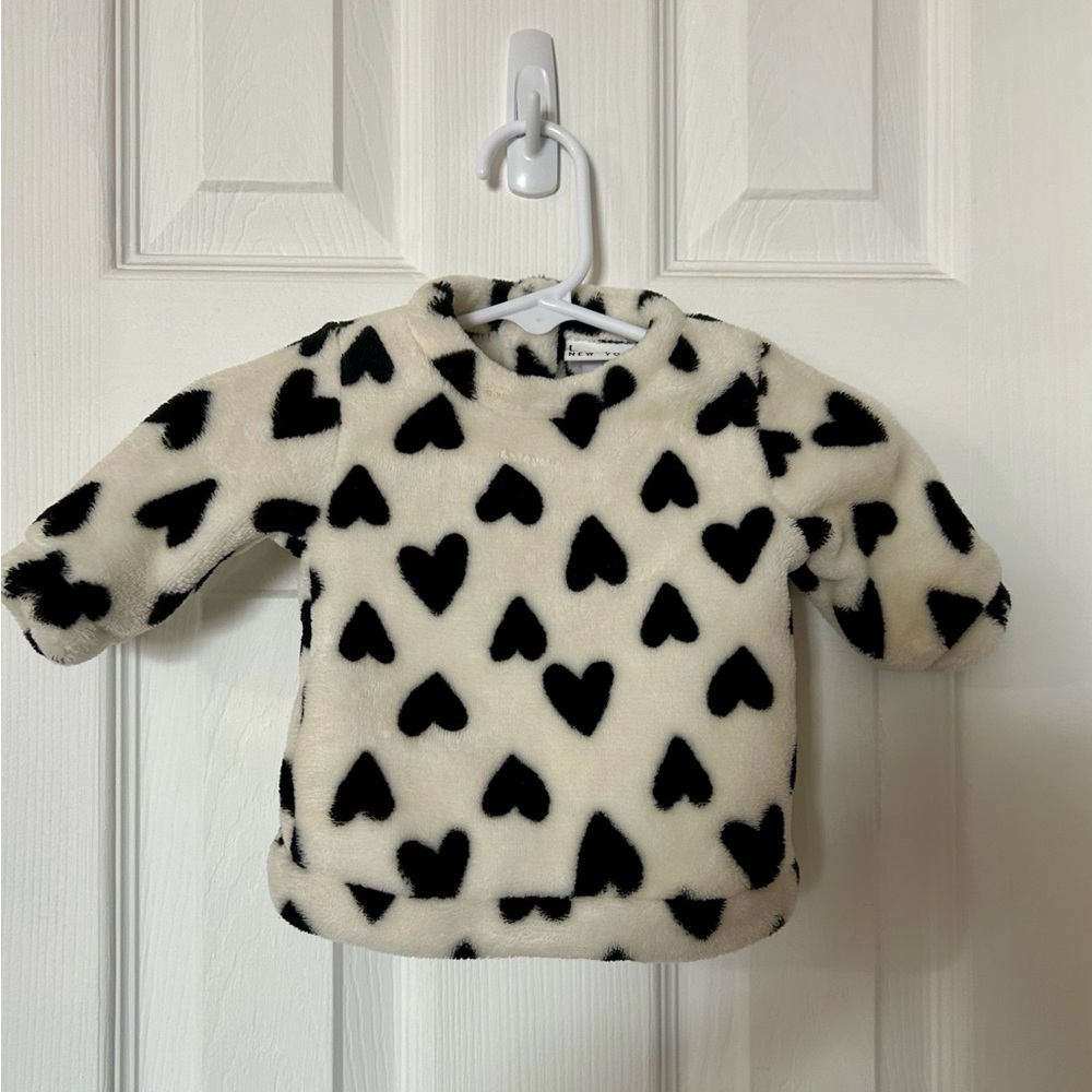 Cozy Baby Girls 0-3M Heart Print Stylish Soft Fleece Sweater - Black & White